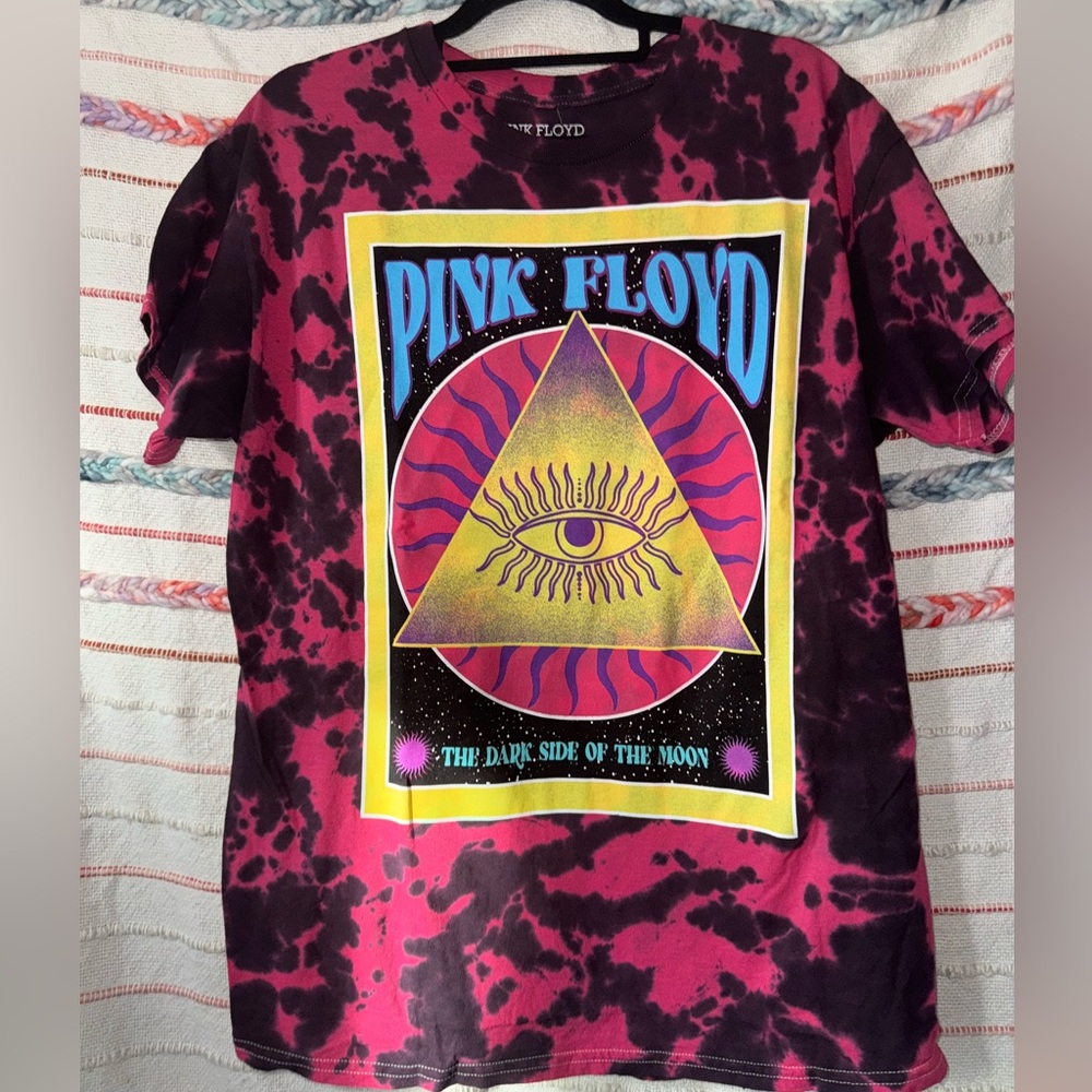 Pink Floyd The Dark Side of the Moon  Tee - Black and Pink NWOT